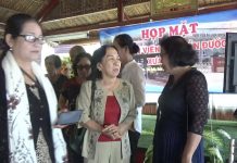 Cuộc hội ngộ đầy cảm xúc của những nhân viên y tế Cần Đước.