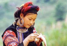 Trang phục người H’ mông